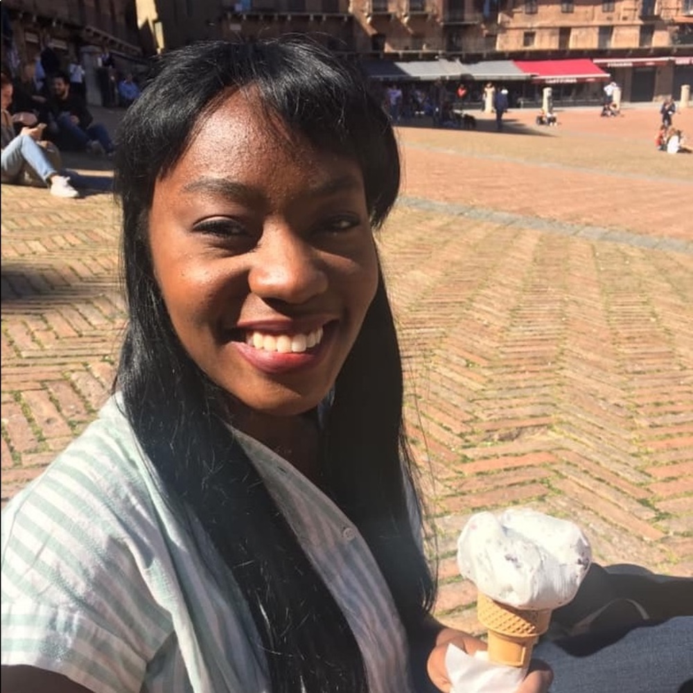 Meet your Posher, Rachel